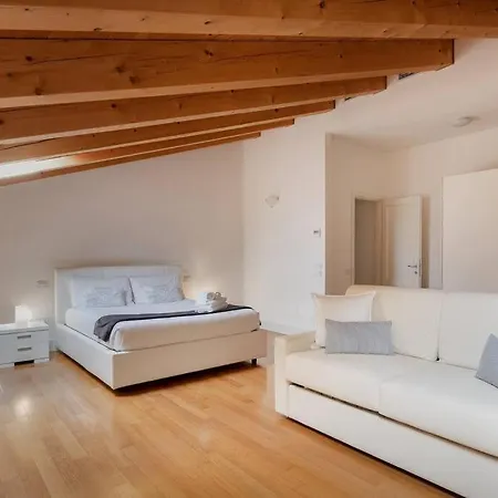 Centro I 3 * Trieste