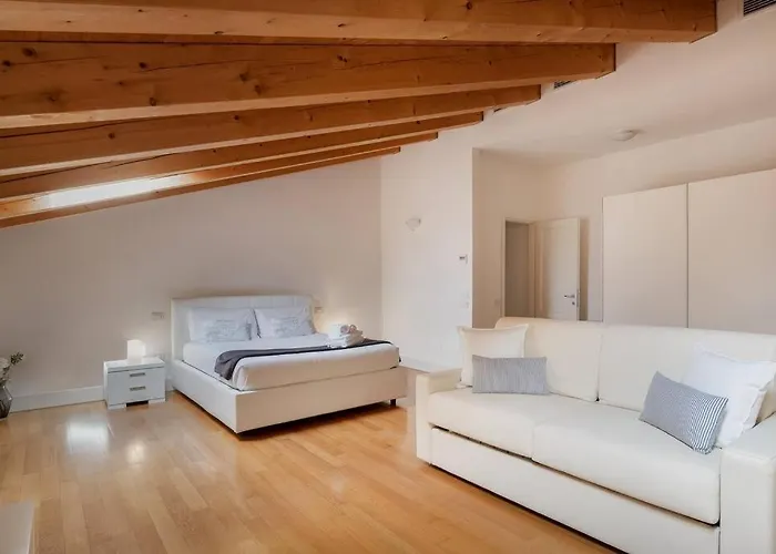 Centro I 3 * Trieste